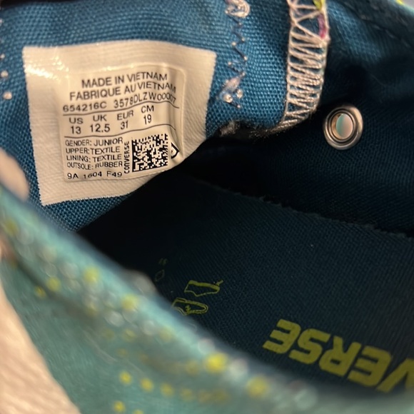 Converse EUC girls shoe size 13 - Picture 7 of 8